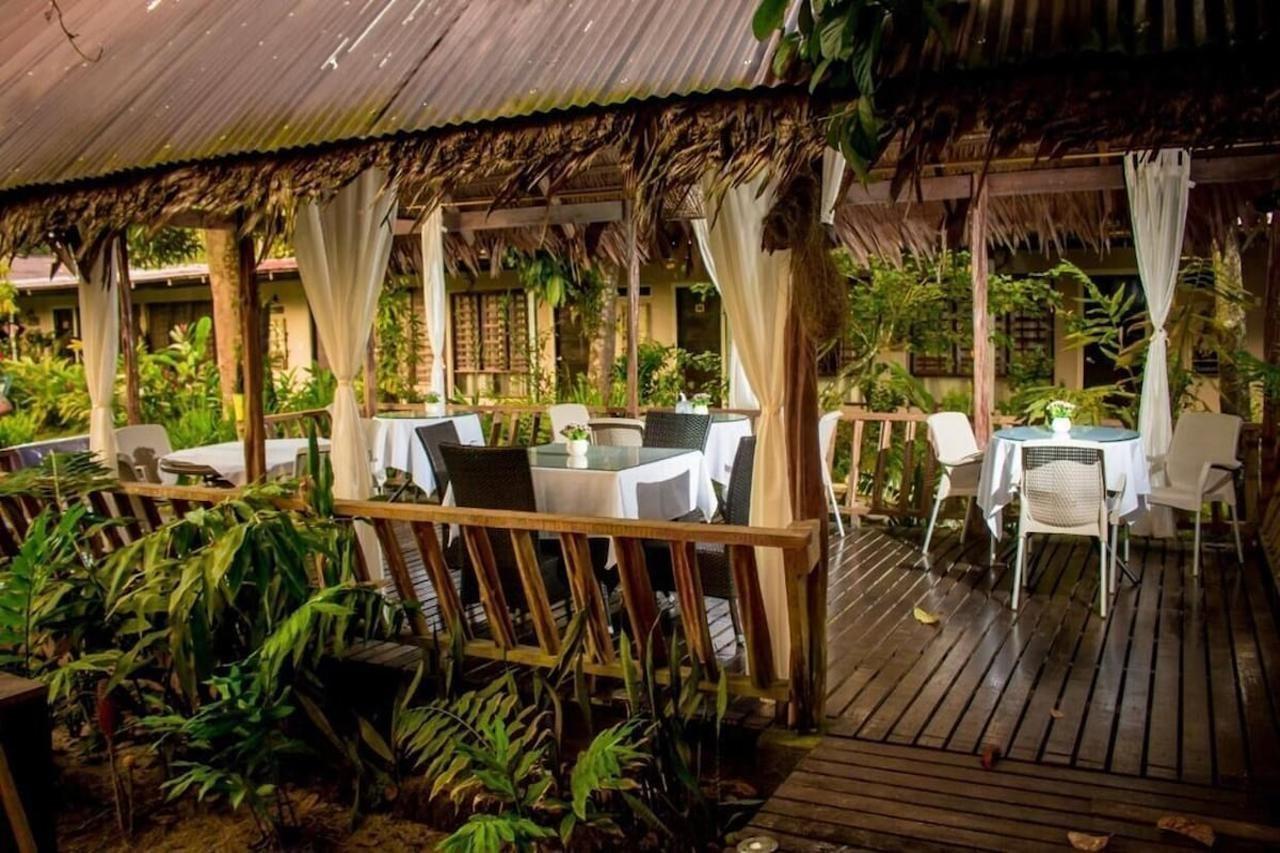 Hotel Madreselva Leticia Exterior photo